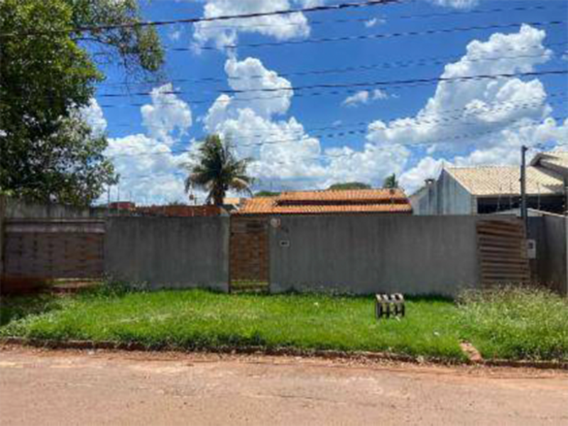Casa - sidrolândia - ms