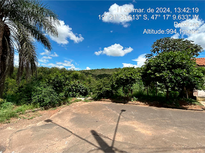 Terreno - perdizes - mg
