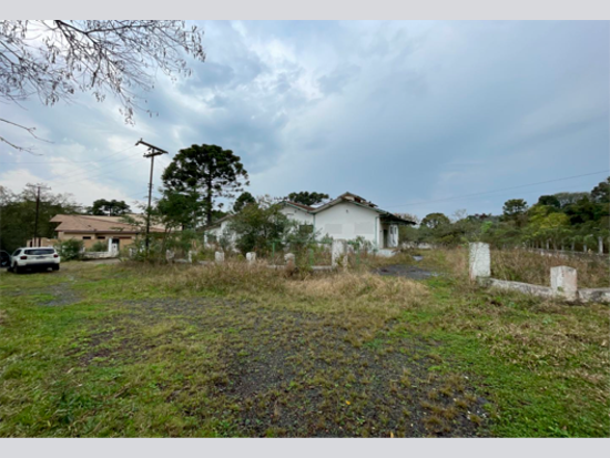 Terreno - Irati - PR - Terreno,Terreno Rural,Residencial,Comercial,Terreno Urbano - Irati/PR. Bairro Serra dos Nogueiras. Rua Coronel Sabóia, sn (in loco). Terreno com área superficial de 10.350,00m². Matrícula 10.904 do 1º RI local. - leilão extrajudicial - Não informado BR - lance mínimo R$ 520.000