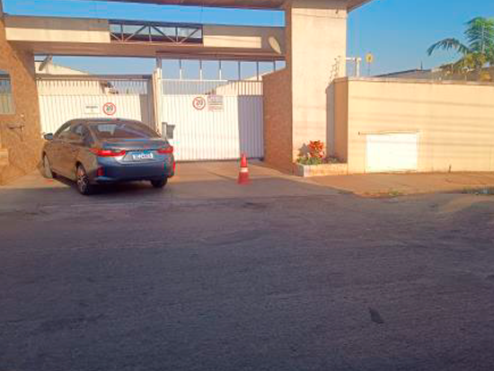 Casa - Aparecida de Goiânia - GO - Residencial - Aparecida de Goiânia/GO. Loteamento Chácaras São Pedro. Rua 05, sn. Casa 75. Condomínio Residencial Village Bela Vista. Áreas: privativa 69,11m² e fração ideal de 1,1605%. Matrícula 243.511 do RI e 1º Tabelionato local. - Não informado BR - lance mínimo R$ 370.791