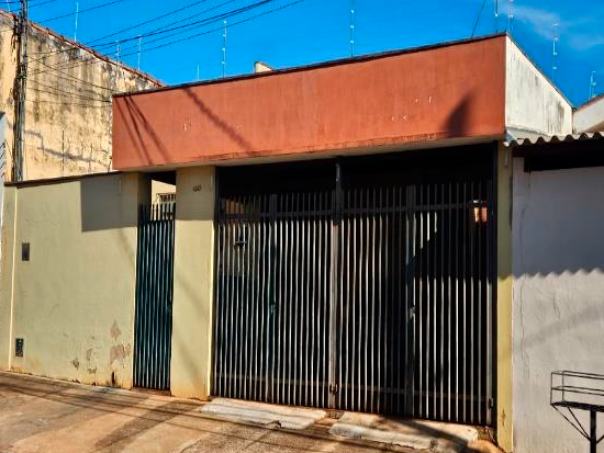 Casa - Ribeirão Preto - SP - Residencial - Ribeirão Preto/SP. Bairro Jardim Maria Goretti (in loco). Rua Euclides da Cunha, 1.262. Casa. Áreas: construída 162,75m² (in loco) e terreno 286,00m². Matrícula 58.539 do 1º RI local. - leilão extrajudicial - Não informado BR - lance mínimo R$ 196.000