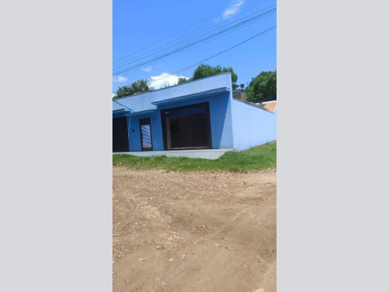 Casa - Camapuã - MS - Comercial,Residencial - Travessa De Cana, 17, Vila São Bento, Camapuã, MS, 79420000. Casa, Padrão, Ocupado, 1 vaga(s) de garagem. Área(s): 198,41 m² de área terreno, 156,44 m² de área construída, 156,44 m² de área privativa. Matrícula(s): 22.326. Cartório: 1º CRI DE CAMAPUÃ. Inscrição da Prefeitura: 01.01.115.001.0007A.1. A ARREMATAÇÃO NÃO CONTEMPLA BENS MÓVEIS, VEÍCULOS E QUAISQUER OBJETOS QUE EVENTUALMENTE APAREÇAM NAS IMAGENS. - Não informado BR - lance mínimo R$ 232.000