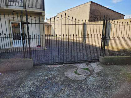 Apartamento - Gravataí - RS - Comercial,Residencial - Rua Tarumã, 1058, Apartamento 101, Edifício Residencial Amaral, Vila São Jerônimo, Gravataí, RS, 94055330. Apartamento, Padrão, Ocupado. Área(s): 45,18 m² de área construída, 45,18 m² de área privativa, 10,54 m² de área comum. Matrícula(s): 118.725. Cartório: CRI DE GRAVATAÍ. Inscrição da Prefeitura: 01.03.414.0320.001.001. A ARREMATAÇÃO NÃO CONTEMPLA BENS MÓVEIS, VEÍCULOS E QUAISQUER OBJETOS QUE EVENTUALMENTE APAREÇAM NAS IMAGENS. - leilão extrajudicial - Não informado BR - lance mínimo R$ 181.440