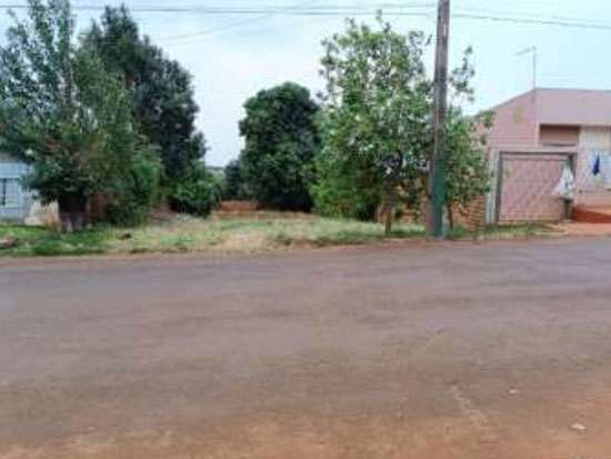 Terreno - Engenheiro Beltrão - PR - Terreno Urbano,Residencial - Engenheiro Beltrão/PR. Centro (in loco). Rua Doutor Aroldo Trevisan Beltrão, 471 (in loco) (Data 13 da Qd. 71). Terreno c/ área superficial de 602,00m². Matrícula 4.781 do RI local. - Não informado BR - lance mínimo R$ 110.000