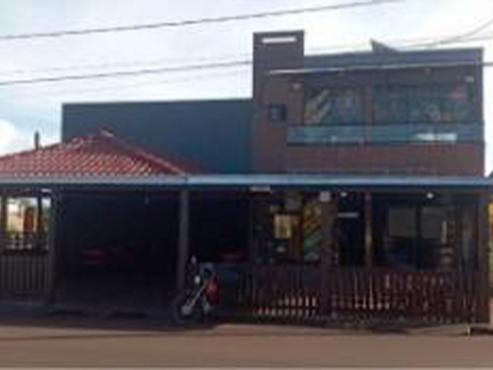 Loja - Assis Chateaubriand - PR - Comercial,Residencial - Loja, Padrão, Ocupado. Área(s): 240 m² de área terreno, 140,68 m² de área construída, 140,68 m² de área privativa. Matrícula(s): 26.996. Cartório: 1 CRI DE ASSIS CHATEUBRIAND. Inscrição da Prefeitura: 3227000. Avenida Tupassi, 5507, Jardim Progresso, Assis Chateaubriand, PR, 85935000,, - leilão extrajudicial - Não informado BR - lance mínimo R$ 370.000