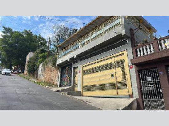 Casa - São Paulo - SP - Comercial,Residencial - Rua Doutor Salles Malheiros, 22, Jardim Peri, São Paulo, SP, 02649030. Casa, Padrão, Ocupado, 1 vaga(s) de garagem. Área(s): 250 m² de área terreno, 259,6 m² de área construída. Matrícula(s): 25.220. Cartório: 3 CRI SÃO PAULO. Inscrição da Prefeitura: 108. 098.0003-8. A ARREMATAÇÃO NÃO CONTEMPLA BENS MÓVEIS, VEÍCULOS E QUAISQUER OBJETOS QUE EVENTUALMENTE APAREÇAM NAS IMAGENS. - Não informado BR - lance mínimo R$ 509.200