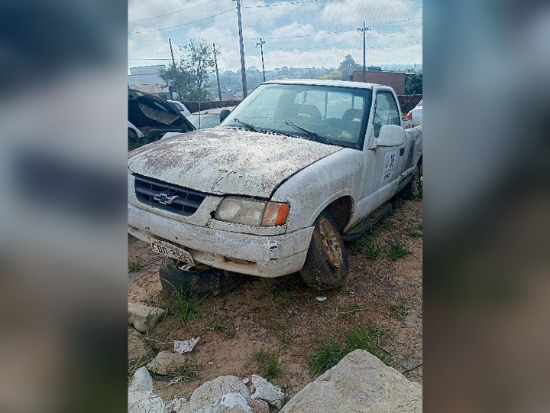 Chevrolet S10 DELUXE 1995 1996 Gasolina - Camionetas,Automóveis,Caminhões,Agrícolas - Máquinas e Implementos,Motos,Trator de Rodas,Ônibus - Rua Riachuelo CACHOEIRA DO SUL RS - lance mínimo R$ 5.200