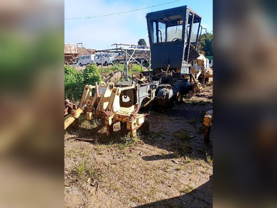 IPV3378 KOMATSU GD555-3C Ano 2009 - Camionetas,Automóveis,Caminhões,Agrícolas - Máquinas e Implementos,Motos,Trator de Rodas,Ônibus - Rua Riachuelo CACHOEIRA DO SUL RS - lance mínimo R$ 20.000