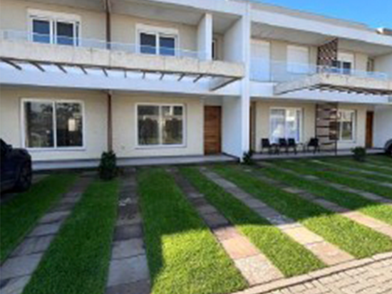 Terreno - Capão da Canoa - RS - Terreno Rural,Comercial,Industrial,Residencial,Terreno,Rural,Terreno Urbano - Capão da Canoa/RS. Bairro Capão Grande. Acesso 2, sn. Unidade 18. Casa. Condomínio Residencial Murano. Áreas: privativa 202,87m² e fração ideal de 0,002834m². Matrícula 112.648 do RI local. Obs.: Constituição de condomínio pendente de averbação no RI. Regularizações e encargos perante os órgãos competentes, correrão por conta do(a) comprador(a). O(a) Vendedor(a) providenciará, sem prazo determinado, a baixa da averbação da Penhora constante no AV.2 da citada matrícula. Desocupado. Eventual desocupação por conta do(a) comprador(a). - leilão extrajudicial - Não informado BR - lance mínimo R$ 675.000