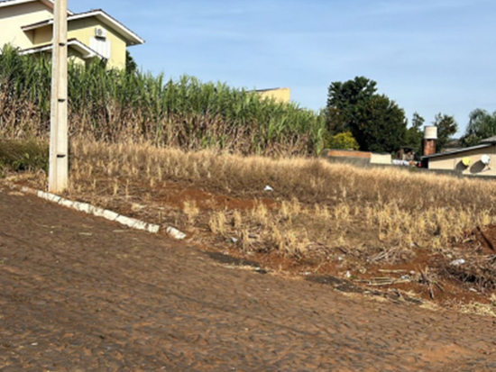 Terreno - Xanxerê - SC - Terreno Rural,Comercial,Industrial,Residencial,Terreno,Rural,Terreno Urbano - Xanxerê/SC. Bairro João Batista Toniah. Rua Pedro Bertoluzzi, 316 (Lote 1 da Quadra D). Terreno com área superficial de 450,00m². Matrícula 13.006 do RI local. Obs.: Regularizações e encargos perante os órgãos competentes, correrão por conta do(a) comprador(a). A responsabilidade de eventual levantamento topográfico e memorial descritivo do terreno, serão por conta do(a) comprador(a). Desocupado. Eventual desocupação por conta do comprador. - leilão extrajudicial - Não informado BR - lance mínimo R$ 180.000