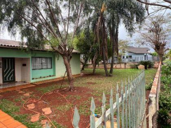 Casa - Marechal Cândido Rondon - PR - Comercial,Residencial - Rua 31 De Março, 250, Loteamento Lohmann, Marechal Cândido Rondon, PR, 85960000. Casa, Padrão, Ocupado, 1 vaga(s) de garagem. Área(s): 484 m² de área terreno, 90,13 m² de área construída. Matrícula(s): 19.098. Cartório: CRI DE MARECHAL CÂNDIDO RONDON. Inscrição da Prefeitura: 01.06.071.0322.001. - leilão extrajudicial - Não informado BR - lance mínimo R$ 237.600