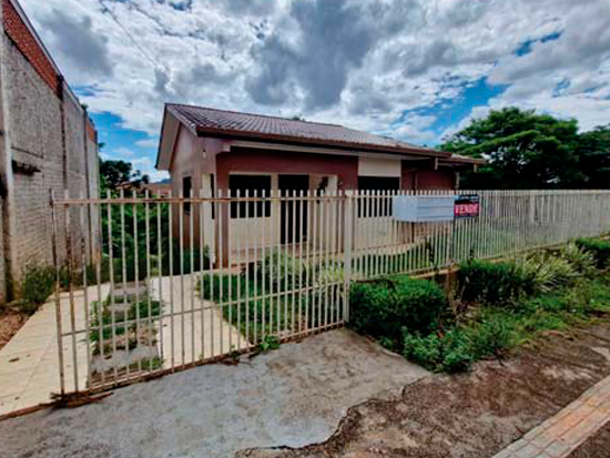 Casa - Ivaí - PR - Terreno Urbano,Terreno,Industrial,Terreno Rural,Comercial,Residencial,Rural - Ivaí/PR. Centro. Rua Coronel Joaquim Monteiro, 485 (Lote 27 da Quadra 03). Prédio. Áreas: construída 152,39m² e terreno 1.335,00m³. Matrícula 19.889 do RI da Comarca de Ponta Grossa/PR. - leilão extrajudicial - Não informado BR - lance mínimo R$ 216.000