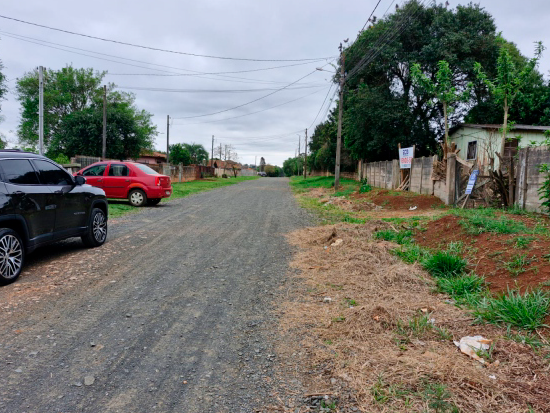 Terreno - Ponta Grossa - PR - Terreno Rural,Comercial,Industrial,Residencial,Terreno,Rural,Terreno Urbano - Ponta Grossa/PR. Bairro Uvaranas. Rua Conselheiro Candido de Oliveira, sn (Lote 09 da Quadra 14). Terreno com área superficial de 462,00m². Matrícula 83.795 do 2º RI local. - leilão extrajudicial - Não informado BR - lance mínimo R$ 94.000