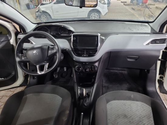 Peugeot 208 ACTIVE PACK 2015 2015 Gas/Alc - Camionetas,Automóveis,Caminhões,Motos,Reboques - BR 386 NOVA SANTA RITA RS - lance mínimo R$ 17.600