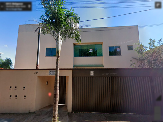 Apartamento - Uberlândia - MG - Residencial - Uberlândia/MG. Bairro Parque das Paineiras. Rua Madagascar, 624. Apartamento 201 com duas vagas de garagem, 04 e 05. Condomínio Residencial Iracema. Áreas: privativa 60,77m² e fração ideal 0,198851320. Matrícula 224.538 do 1º RI local. - leilão extrajudicial - Não informado BR - lance mínimo R$ 290.006