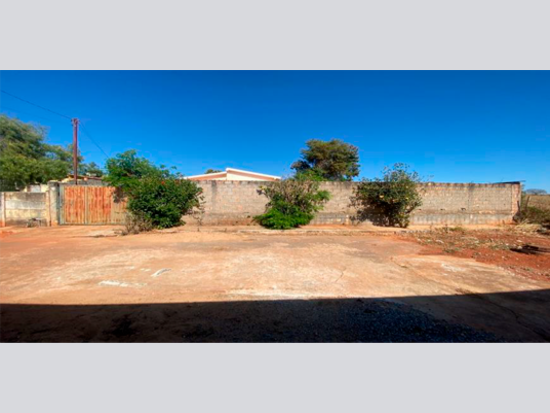 Casa - Guapé - MG - Rural,Terreno Rural,Comercial,Residencial - Guapé/MG. Bairro Guapé (in loco). Rua Joaquim Pinheiros, 05 (Lote 08 da Quadra 10). Casa. Áreas: construída 61,20m² e terreno 344,00m². Matrícula 4.570 do RI Local. - leilão extrajudicial - Não informado BR - lance mínimo R$ 75.000