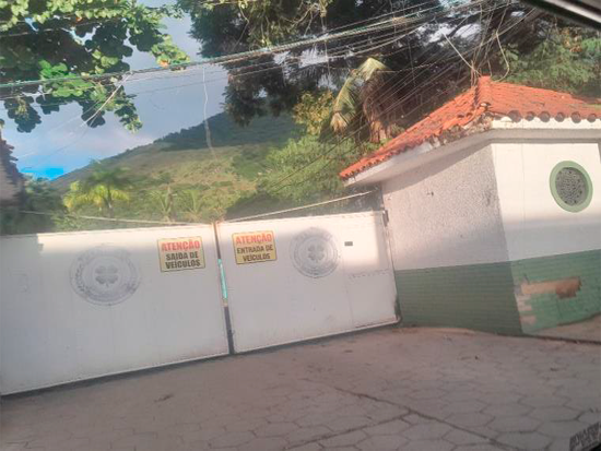 Casa - Nova Iguaçu - RJ - Terreno Rural,Residencial - Nova Iguaçu/RJ. Bairro Jardim Paraiso (lançado em cadastro imobiliário). Rua São Paulo, 300 (Lt. 19 da Qd. 19). Casa. Áreas: const. 296,71m² (jn loco) e ter. 360,00m². Mat. 7.335 do 2º RI Local. - leilão extrajudicial - Não informado BR - lance mínimo R$ 235.000