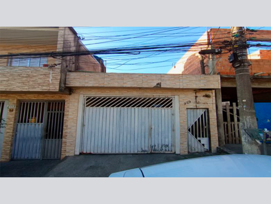 Casa - Suzano - SP - Terreno Rural,Residencial - Suzano/SP. Bairro do Rio Abaixo. Rua Paulo Renzi, 239 (Metade do lote 13 da Quadra 25). Casa. Áreas: construída 56,00m² e terreno 138,15m². Matrícula 49.871 do RI local. - leilão extrajudicial - Não informado BR - lance mínimo R$ 124.000