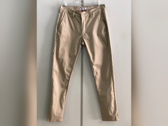 Lote Com 120 Calças Tommy Hilfiger Sarja 5 Cores - Eletroeletrônicos,Conjunto de Bens Diversos,Higiene e Beleza,Roupas e Acessórios - Rua Gabiroba BOTUVERÁ SC - lance mínimo R$ 10.000