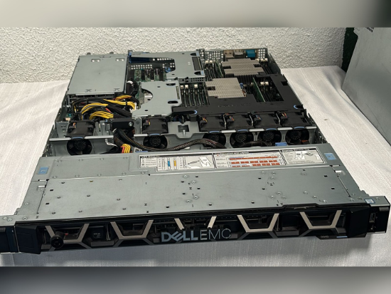Leilão de Servidor Dell EMC R440 - com dois HD´s de 600gb e 2 memórias de 8gb - Agrícolas - Máquinas e Implementos,Conjunto de Bens Diversos,Informática,Eletroeletrônicos,Rodoviários - Máquinas e Implementos Item em R. Papa João XXIII/CACHOEIRINHA RS - Lance Inicial R$ 3.800