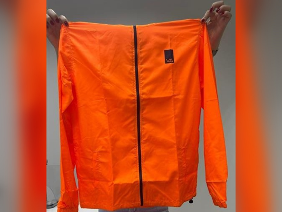 Leilão de Lote contendo aproximadamente 400 peças de roupas diversas da marca Vulca - Conjunto de Bens Diversos Imóvel em R. Herval do Oeste/CHAPECÓ SC - Lance Inicial R$ 16.500