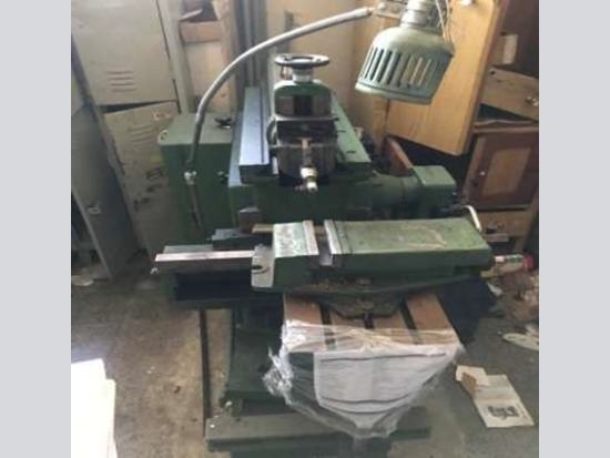 PLAINA LIMADORA, MARCA ZOCCA, MODELO PLZ 450, SÉRIE 712, ANO 1983, COR VERDE - Informática,Conjunto de Bens Diversos - R. Cel. Aparício Borges PORTO ALEGRE RS - lance mínimo R$ 11.765