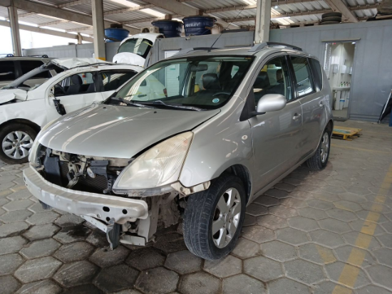 Veículo Nissan Livina Nissan Livina 18SL 2011 2012 Gas/Alc 2012 em leilão