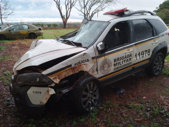 Sucata - Fiat Weekend ADVENTURE 2019 2019 Gas/Alc - Automóveis,Camionetas,Motos,Caminhões,Ônibus,Motor_Casa,Automotivo - Peças e Acessórios,Agrícolas - Máquinas e Implementos - RS 344 SANTO ÂNGELO RS - lance mínimo R$ 4.000