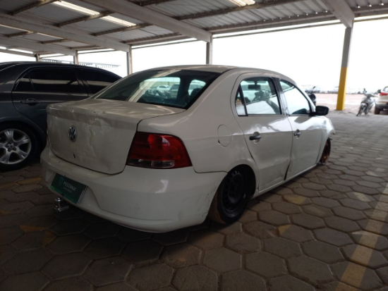 Volkswagen Voyage 1.6 2009 2010 Gas/Alc Sem Chaves - Automóveis,Camionetas,Motos,Caminhões,Reboques - Rua Angelo José da Silva TIJUCAS SC - lance mínimo R$ 17.100