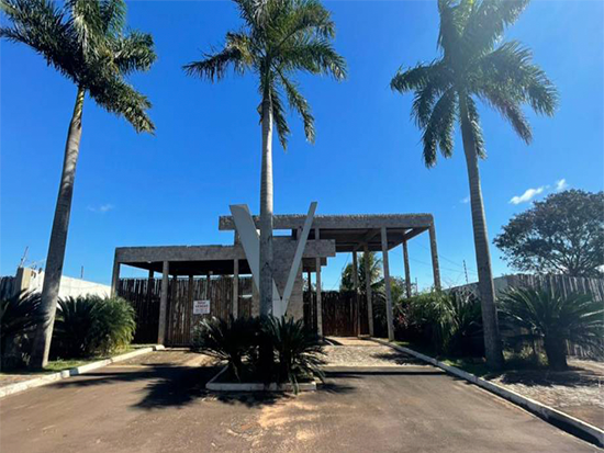 Loteamento - Pérola - PR - Residencial,Comercial - Rua Rio De Janeiro, 294, Lote 08 Da Quadra 04 - Condominio Parque Residencial Viva, Perola, Pérola, PR, 87540000. Lote, Em Condomínio, Desocupado. Área(s): 831,12 m² de área total, 831,12 m² de área terreno. Matrícula(s): 12.307. Cartório: CRI DE PEROLA. Inscrição da Prefeitura: 6853000.  A ARREMATAÇÃO NÃO CONTEMPLA BENS MÓVEIS, VEÍCULOS E QUAISQUER OBJETOS QUE EVENTUALMENTE APAREÇAM NAS IMAGENS. - leilão extrajudicial - Não informado BR - lance mínimo R$ 62.300