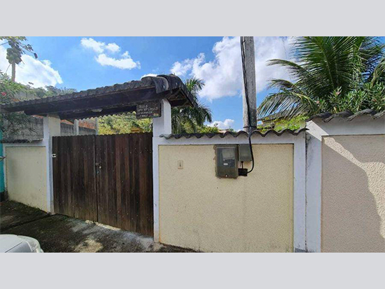 Casa - Maricá - RJ - Residencial,Comercial - Rua Seis, 03, Casa 03, São Jose Do Imbassaí, Maricá, RJ, 24930178. Casa, Em condomínio, Ocupado, 1 vaga(s) de garagem. Área(s): 305,4 m² de área terreno, 56,1 m² de área construída, 56,1 m² de área privativa. Matrícula(s): 94747. Cartório: 2º CRI DE MARICA. Inscrição da Prefeitura: 131339.  A ARREMATAÇÃO NÃO CONTEMPLA BENS MÓVEIS, VEÍCULOS E QUAISQUER OBJETOS QUE EVENTUALMENTE APAREÇAM NAS IMAGENS. - leilão extrajudicial - Não informado BR - lance mínimo R$ 210.000