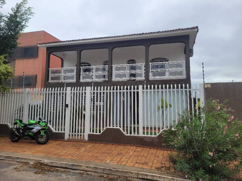 Casa - Cuiabá - MT, localizado em Cuiabá - MT, bairro Jardim Mariana
