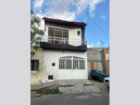 Casa - Iguatu - CE - Residencial,Comercial - Rua Vereador Luiz Barreto, 85, Vila Brasilia, Iguatu, CE, 63500712. Casa, Padrão, Ocupado, 1 vaga(s) de garagem. Área(s): 145,2 m² de área terreno, 77 m² de área construída. Matrícula(s): 2.793. Cartório: 1° CRI IGUATU. Inscrição da Prefeitura: 15951.  A ARREMATAÇÃO NÃO CONTEMPLA BENS MÓVEIS, VEÍCULOS E QUAISQUER OBJETOS QUE EVENTUALMENTE APAREÇAM NAS IMAGENS. - leilão extrajudicial - Não informado BR - lance mínimo R$ 114.100