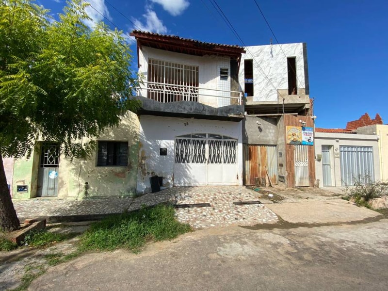 Casa - Iguatu - CE, localizado em Iguatu - CE, bairro Vila Brasilia