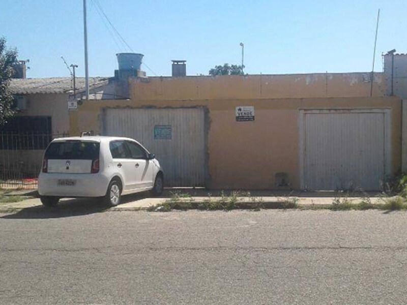 Casa - Bagé - RS, localizado em Bagé - RS, bairro Petrópolis
