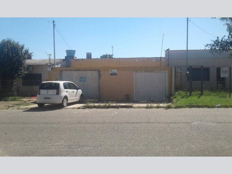 Casa - Bagé - RS, localizado em Bagé - RS, bairro Petrópolis