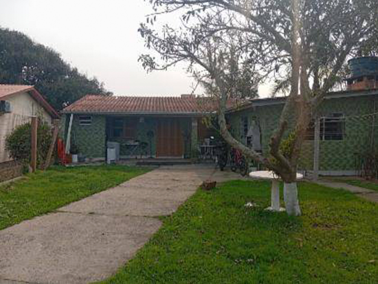 Casa - Imbé - RS - Residencial,Comercial - Rua Integração, 260, Mariluz-Plano B, Imbé, RS, 95625000. Casa, Padrão, Ocupado, 1 vaga(s) de garagem. Área(s): 300 m² de área terreno, 117 m² de área construída, 117 m² de área privativa. Matrícula(s): 108.461. Cartório: CRI DE TRAMANDAÍ. Inscrição da Prefeitura: 13209.  A ARREMATAÇÃO NÃO CONTEMPLA BENS MÓVEIS, VEÍCULOS E QUAISQUER OBJETOS QUE EVENTUALMENTE APAREÇAM NAS IMAGENS. - Não informado BR - lance mínimo R$ 196.000