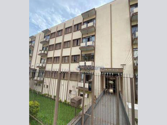 Apartamento - Londrina - PR - Residencial,Comercial - Avenida Juscelino Kubitschek, 1226, Apartamento 21 - Edifício Los Angeles, Vila Ipiranga, Londrina, PR, 86020001. Apartamento, Padrão, Ocupado, 1 vaga(s) de garagem. Área(s): 172,69 m² de área construída, 172,69 m² de área privativa. Matrícula(s): 44.394. Cartório: 1º CRI DE LONDRINA. Inscrição da Prefeitura: 03020056301270005. A ARREMATAÇÃO NÃO CONTEMPLA BENS MÓVEIS, VEÍCULOS E QUAISQUER OBJETOS QUE EVENTUALMENTE APAREÇAM NAS IMAGENS. - leilão extrajudicial - Não informado BR - lance mínimo R$ 343.200