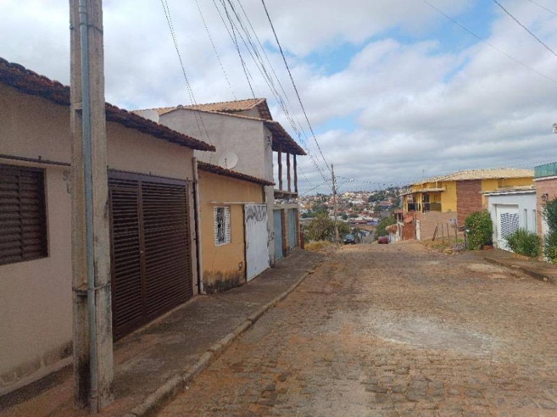 Casa - Passa Tempo - MG, localizado em Passa Tempo - MG