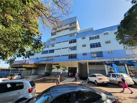 Comercial - Brasília - DF - Residencial,Comercial - Setor Central, S/N, Área Especial Para Cinema, Sala 119, Taguatinga, Brasília, DF, 72010120. Sala comercial, Sala comercial, Ocupado. Área(s): 41,02 m² de área construída, 41,02 m² de área privativa, 16,07 m² de área comum. Matrícula(s): 123.018. Cartório: 3º CRI BRASÍLIA. Inscrição da Prefeitura: 45624887.  A ARREMATAÇÃO NÃO CONTEMPLA BENS MÓVEIS, VEÍCULOS E QUAISQUER OBJETOS QUE EVENTUALMENTE APAREÇAM NAS IMAGENS. - leilão extrajudicial - Não informado BR - lance mínimo R$ 147.000