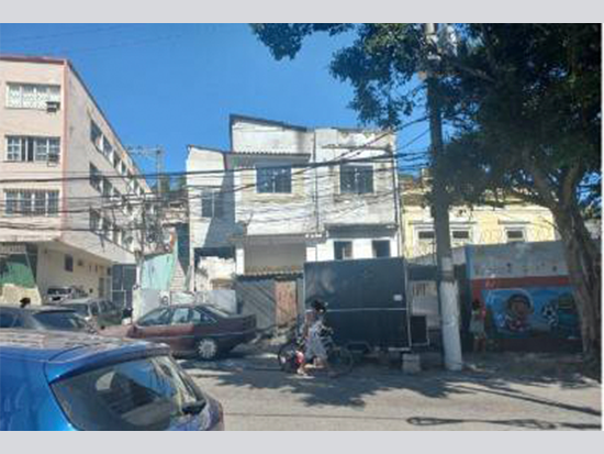 Apartamento - Rio de Janeiro - RJ - Comercial,Residencial - Rua Vilela Tavares, 366, Apto 202, Lins De Vasconcelos, Rio De Janeiro, RJ, 20725220. Apartamento, Padrão, Ocupado. Área(s): 107 m² de área construída, 107 m² de área privativa. Matrícula(s): 75.231. Cartório: 1° CRI DO RIO DE JANEIRO. Inscrição da Prefeitura: 1573642-4.  A ARREMATAÇÃO NÃO CONTEMPLA BENS MÓVEIS, VEÍCULOS E QUAISQUER OBJETOS QUE EVENTUALMENTE APAREÇAM NAS IMAGENS. - leilão extrajudicial - Não informado BR - lance mínimo R$ 152.551