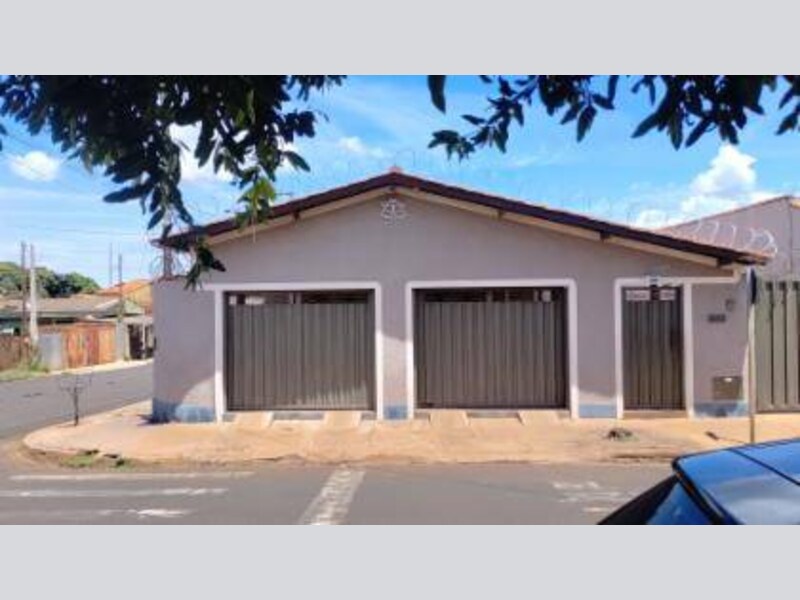 Casa - Aramina - SP, localizado em Aramina - SP, bairro Santo Antonio