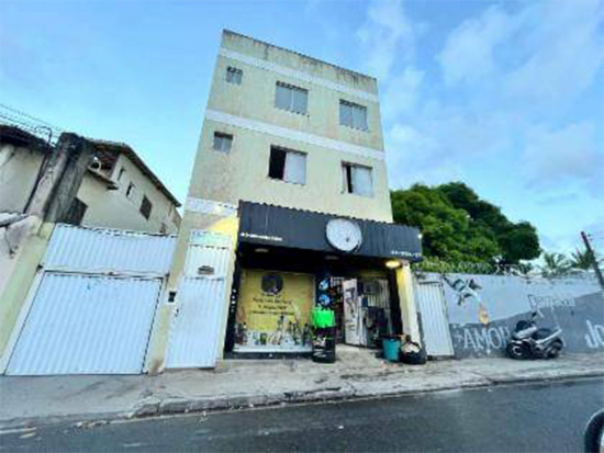 Apartamento - Salvador - BA - Residencial,Comercial - Rua Das Ilhas, 49-A, Morada Das Ecsórias, Apt 11 - Unidade 0001, Itapuã, Salvador, BA, 41620620. Apartamento, Padrão, Ocupado. Área(s): 275 m² de área terreno, 56 m² de área construída, 56 m² de área privativa. Matrícula(s): 50.756. Cartório: 7º CRI DE SALVADOR. Inscrição da Prefeitura: 746.028-7.  A ARREMATAÇÃO NÃO CONTEMPLA BENS MÓVEIS, VEÍCULOS E QUAISQUER OBJETOS QUE EVENTUALMENTE APAREÇAM NAS IMAGENS. - leilão extrajudicial - Não informado BR - lance mínimo R$ 152.880