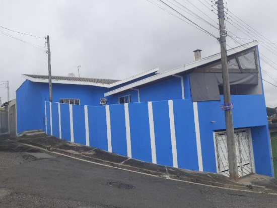 Leilão de Casa - Jacareí - SP - Comercial,Residencial - Rua Mário Bernardino De Souza, 13, Vila Nova Aliança, Jacareí, SP, 12318500. Casa, Padrão, Ocupado, 1 vaga(s) de garagem. Área(s):  181,52 m² de área terreno, 154,78 m² de área construída. Matrícula(s): 88.852. Cartório: 1° CRI DE JACAREI. Inscrição da Prefeitura: 441325214006000000.  A ARREMATAÇÃO NÃO CONTEMPLA BENS MÓVEIS, VEÍCULOS E QUAISQUER OBJETOS QUE EVENTUALMENTE APAREÇAM NAS IMAGENS. Imóvel em Não informado/BR - Lance Inicial R$ 321.840