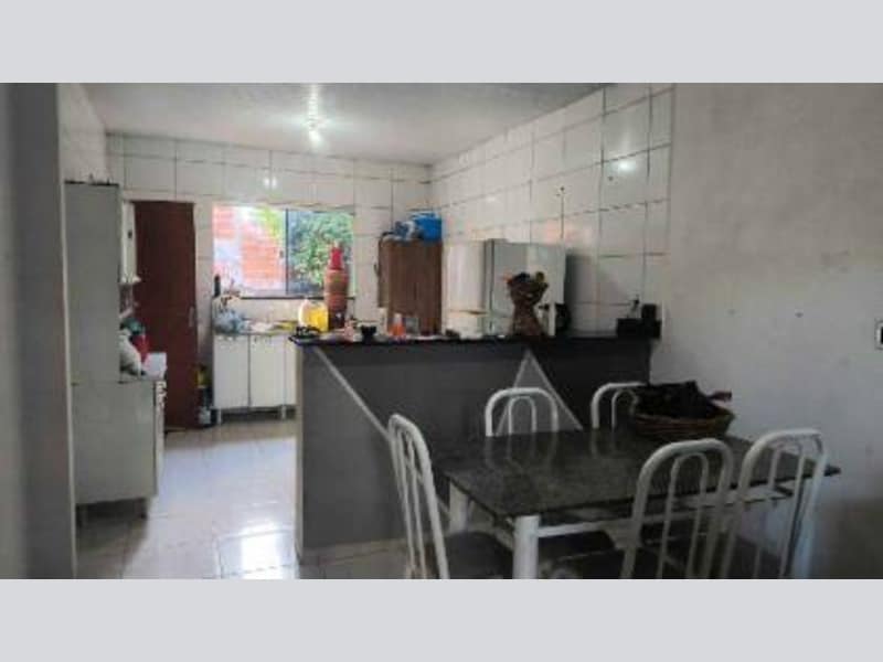 Casa - Ituiutaba - MG, localizado em Ituiutaba - MG, bairro Lagoa Azul Ii