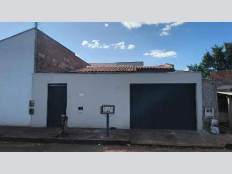 Casa - Ituiutaba - MG, localizado em Ituiutaba - MG, bairro Lagoa Azul Ii