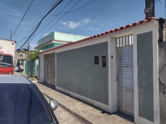 Casa - Nilópolis - RJ - Residencial,Comercial - Rua Dos Expedicionários, 1597, Centro, Nilópolis, RJ, 26540023. Casa, Padrão, Ocupado, 1 vaga(s) de garagem. Área(s): 500 m² de área terreno, 143,91 m² de área construída. Matrícula(s): 1.954. Cartório: 1º CRI DE NILÓPOLIS. Inscrição da Prefeitura: 00103868.   A ARREMATAÇÃO NÃO CONTEMPLA BENS MÓVEIS, VEÍCULOS E QUAISQUER OBJETOS QUE EVENTUALMENTE APAREÇAM NAS IMAGENS. - leilão extrajudicial - Não informado BR - lance mínimo R$ 352.800