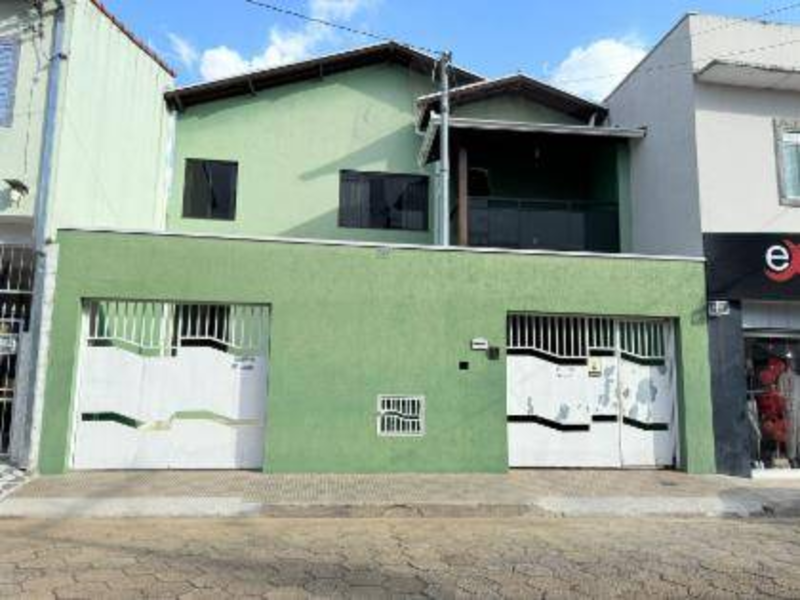 Casa - Pouso Alegre - MG, localizado em Pouso Alegre - MG, bairro Foch I