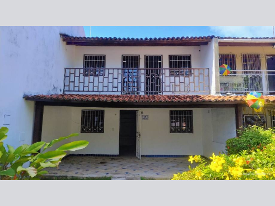 Leilão de Casa - Paulista - PE - Comercial,Residencial - Av Doutor Cláudio José Gueiros Leite, 9751, Duplex 15, Privê Residencial Villa Maravilhosa, Poty, Paulista, PE, 53427000. Casa, Em condomínio, Desocupado. Área(s): 110,7 m² de área construída, 110,7 m² de área privativa. Matrícula(s): 9843. Cartório: 2º CRI DE PAULISTA. Inscrição da Prefeitura: 4.4120.092.05.1612.0014.3/ 1.084177.6. A ARREMATAÇÃO NÃO CONTEMPLA BENS MÓVEIS, VEÍCULOS E QUAISQUER OBJETOS QUE EVENTUALMENTE APAREÇAM NAS IMAGENS. Imóvel em Não informado/BR - Lance Inicial R$ 383.400 - Extrajudicial