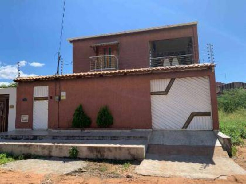 Casa - Mauriti - CE, localizado em Mauriti - CE, bairro Loteamento Cajueiro